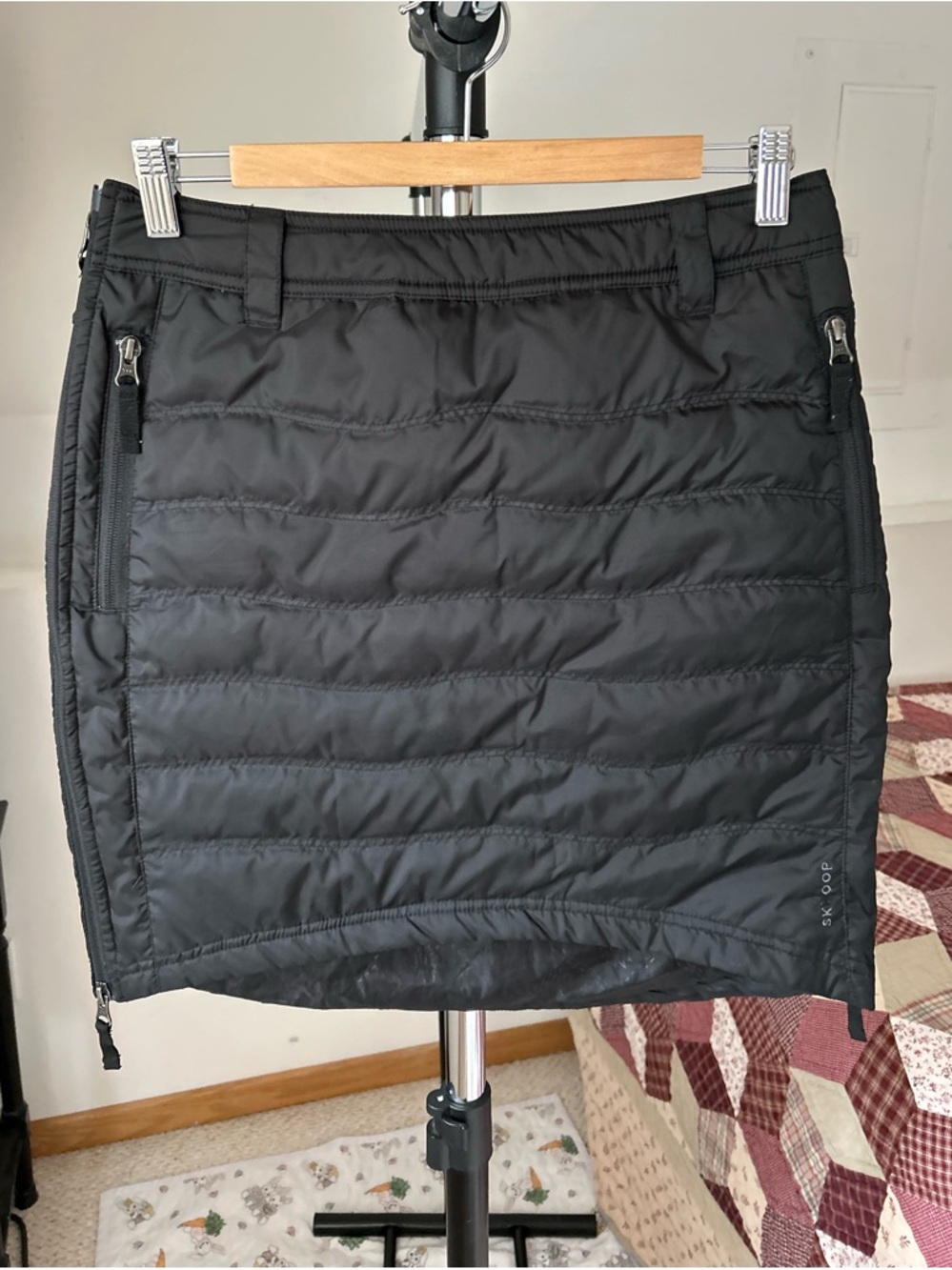 Skhoop Short Down Puffer Skirt Black